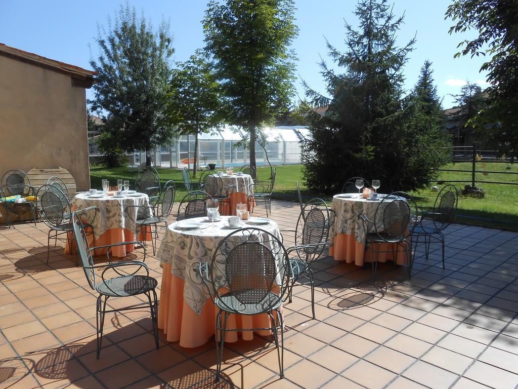 Hostal Burgos 토레카바예로스 외부 사진